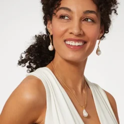 The Metropolitan Museum of Art Earrings*Cypriot Twist Pearl Drop Earrings