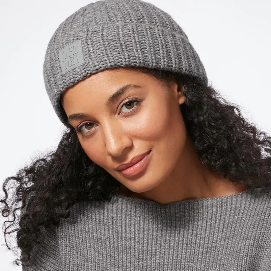 The Metropolitan Museum of Art Small Accessories*Met Logo Knit Beanie