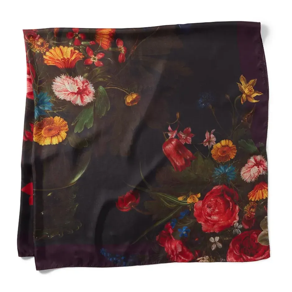 The Metropolitan Museum of Art Scarves & Wraps*Peeters Bouquet Of Flowers Oversize Oblong Scarf