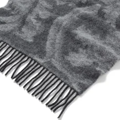 The Metropolitan Museum of Art Scarves & Wraps*Roman Acanthus Scrolls Reversible Unisex Wool Scarf