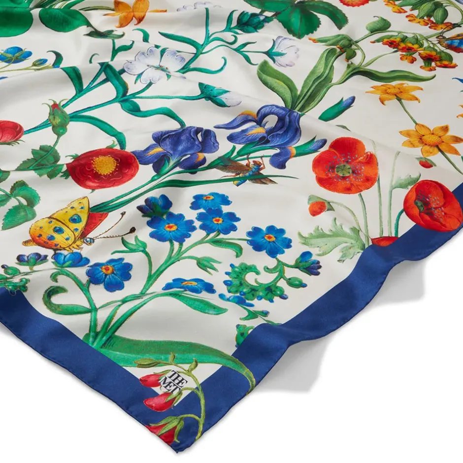 The Metropolitan Museum of Art Scarves & Wraps*The Met Cloisters Garden Square Silk Scarf